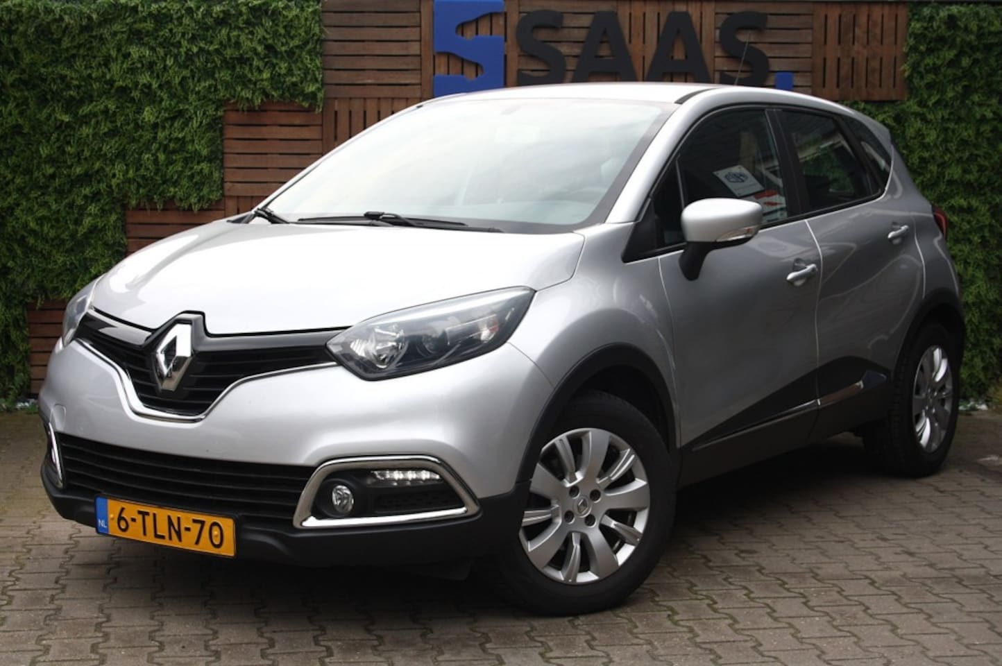 Renault Captur - 1.2 TCe / NAP / Automaat / Cruise Cntrl. / Trekhaak - AutoWereld.nl