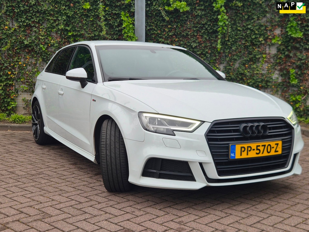 Audi A3 Sportback - 1.0 TFSI Sport S Line Edition 1.0 TFSI Sport S Line Edition - AutoWereld.nl