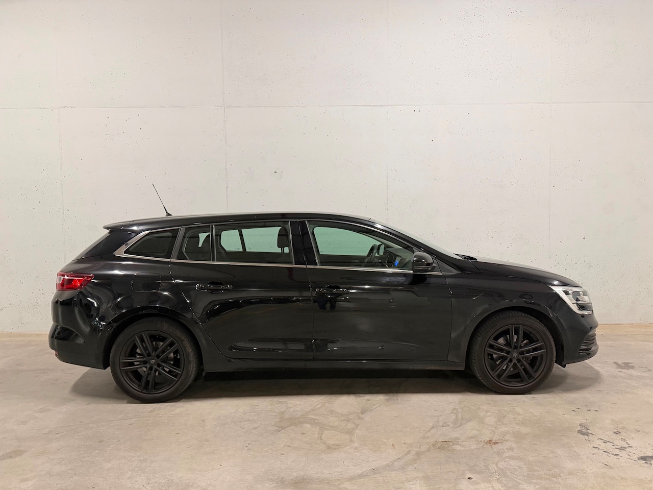 Renault Mégane Estate - 1.3 TCe Limited Airco Cruise Control - AutoWereld.nl