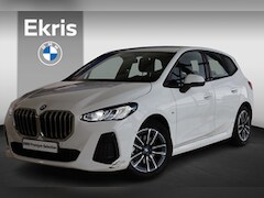 BMW 2-serie Active Tourer - 220i | M Sportpakket | Parkeersensoren | Achteruitrij Camera | Lentevoordeel