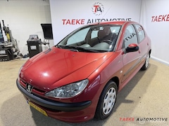 Peugeot 206 - 1.4 Air-line AUT/AIRCO/5DRS/APK/NAP/1EIG/RIEMVV