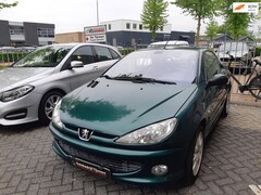 Peugeot 206 CC - 1.6-16V Roland Garros bouwjaar: 2002 nieuwe APK