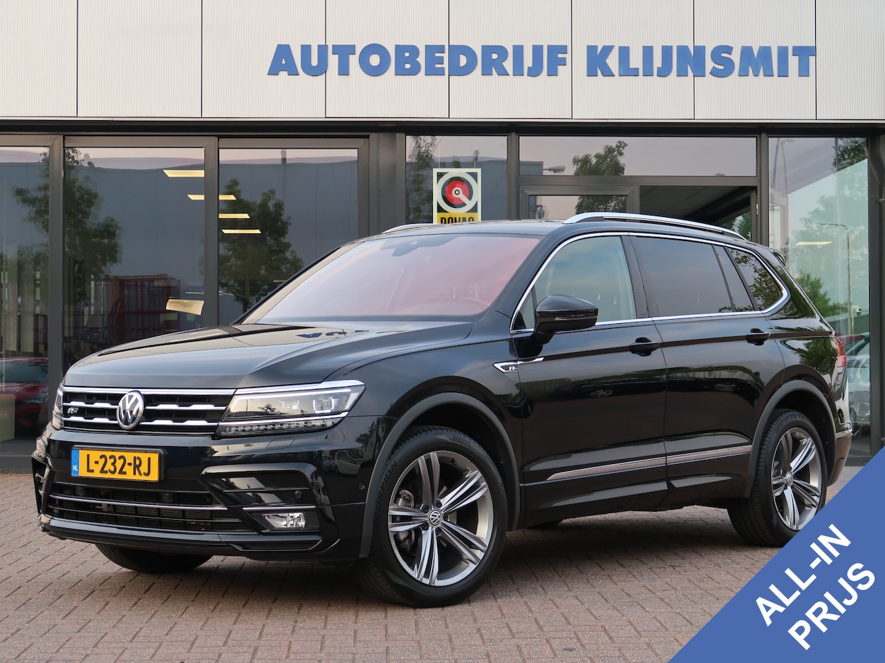 Volkswagen Tiguan Allspace - 1.5 TSI Highline Business R 7p. | Panorama dak | Comfort Stoelen | Camera - AutoWereld.nl