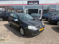 Volkswagen Golf - 1.6 FSI Sportline