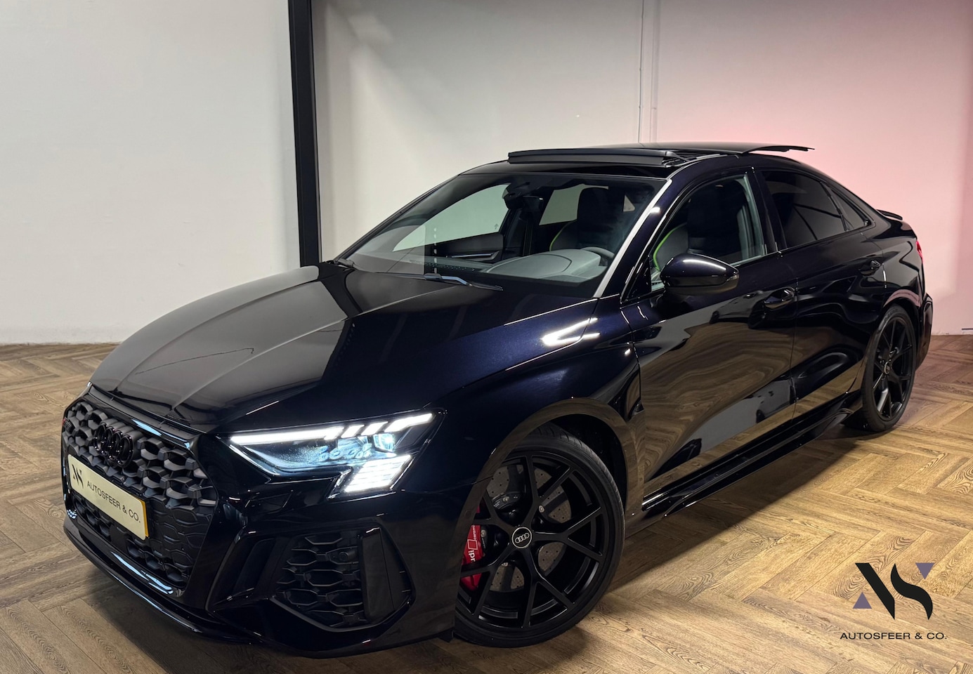 Audi RS3 - Limousine 2.5 TFSI RS 3 quattro HULK KERAMISCH PANO VOL' - AutoWereld.nl