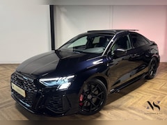 Audi RS3 - Limousine 2.5 TFSI RS 3 quattro HULK KERAMISCH PANO VOL'