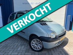 Renault Twingo - 1.2 Expression 3-drs / AIRCO / SCHUIFDAK / TREKHAAK / APK 12-26