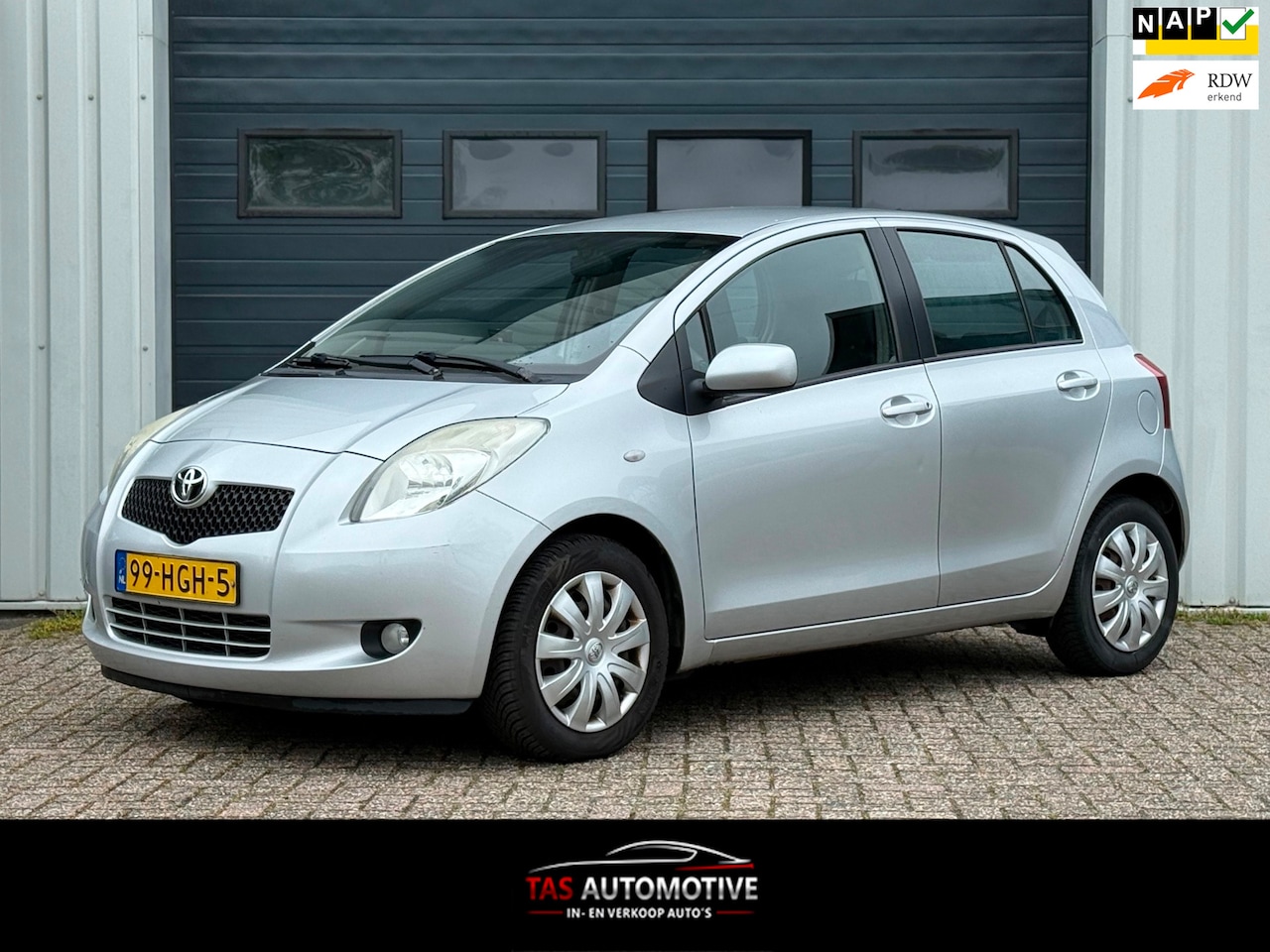 Toyota Yaris - 1.3 VVTi Sol 5-deurs AIRCO / EL.RAMEN / APK - AutoWereld.nl