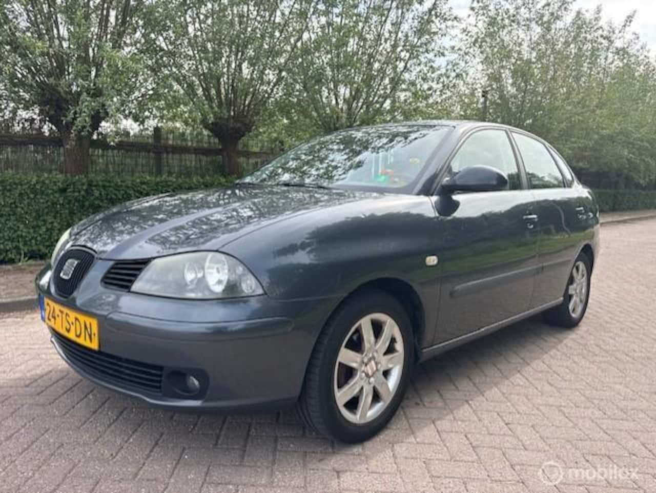 SEAT Cordoba - 1.4-16V Sensation Trekhaak 2e Eig!! - AutoWereld.nl