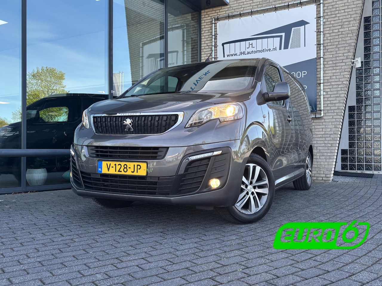 Peugeot Expert - 226C 1.6 BlueHDI*ECC*CRUISE*NAVI*HAAK*CAM*CARPLAY* - AutoWereld.nl