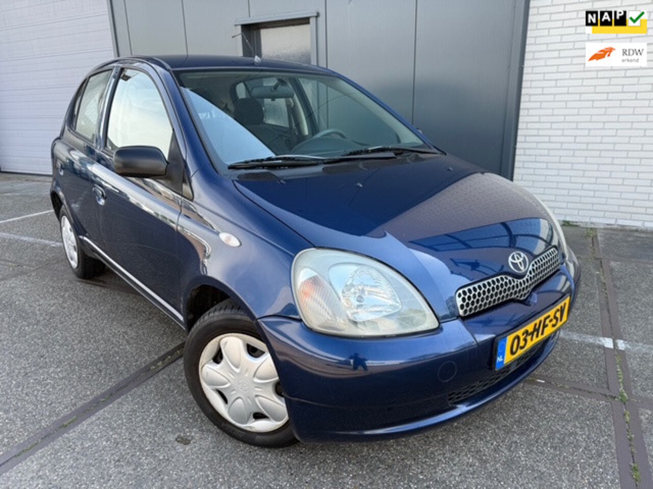Toyota Yaris - 1.3-16V VVT-i Sol | Apk | Airco | NAP| - AutoWereld.nl
