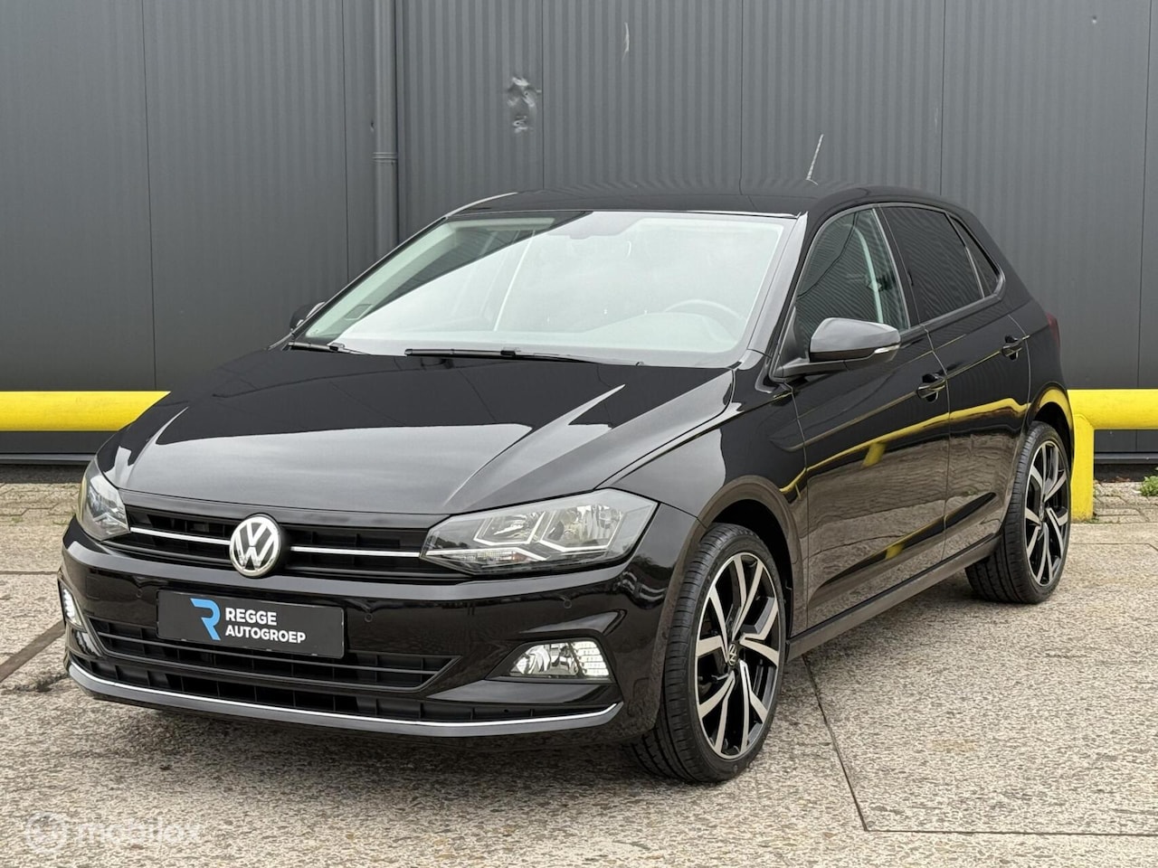 Volkswagen Polo - 1.0 TSI Highline GTI velgen NAVI | PDC | - AutoWereld.nl