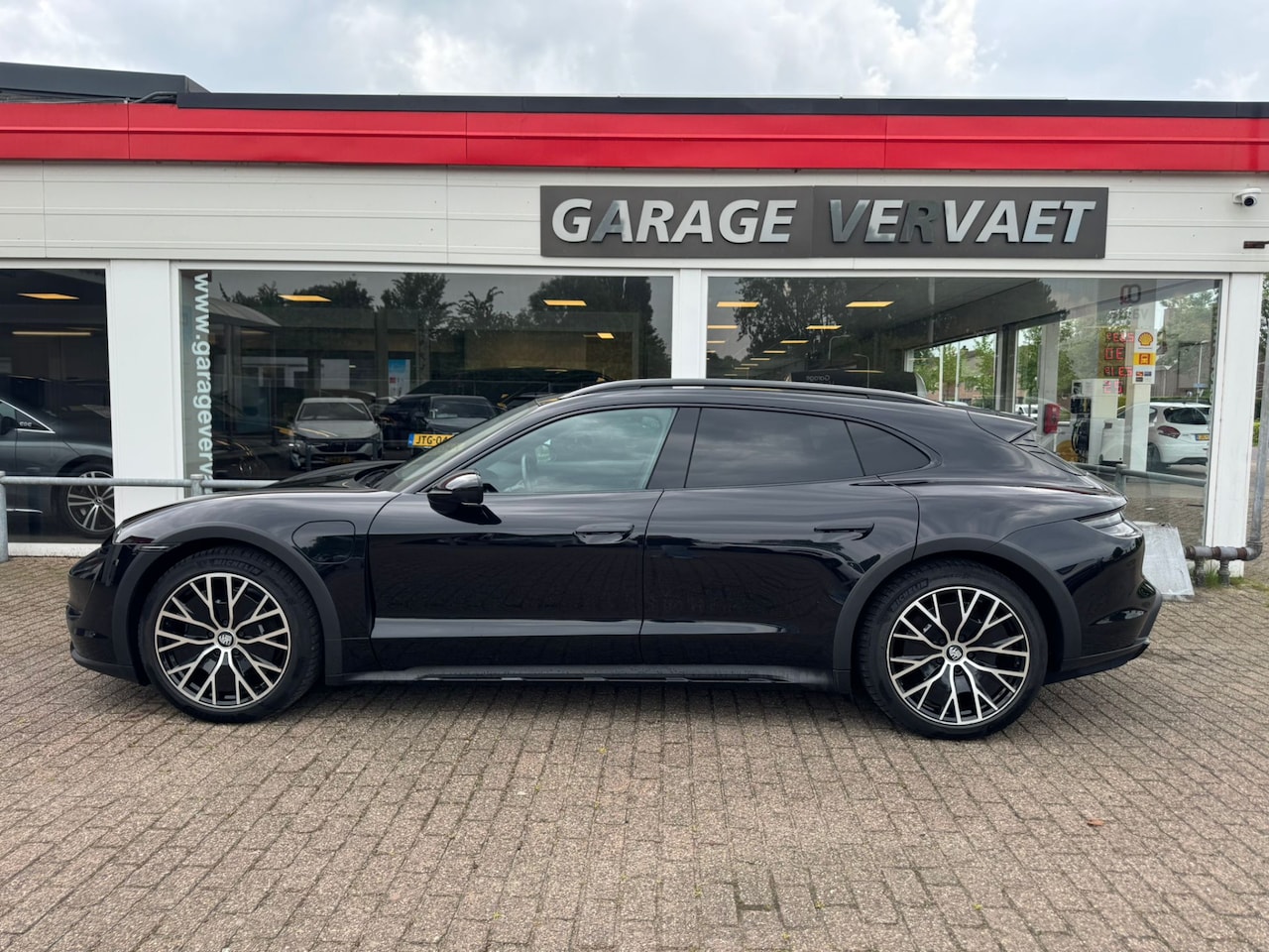 Porsche Taycan Cross Turismo - 4 93 kWh 4 93 kWh - AutoWereld.nl