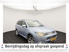 Mitsubishi Outlander - 2.0 PHEV instyle PANORAMA TREKHAAK LEDER STOELVW
