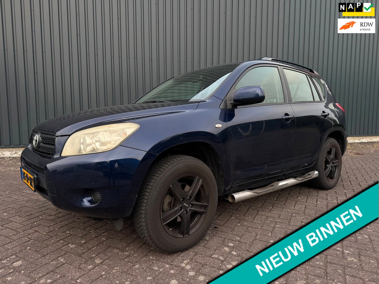 Toyota RAV4 - 2.0 VVTi Linea Terra 2.0 VVTi Linea Terra ( TREKHAAK + 4X4 + AIRCO ) - AutoWereld.nl