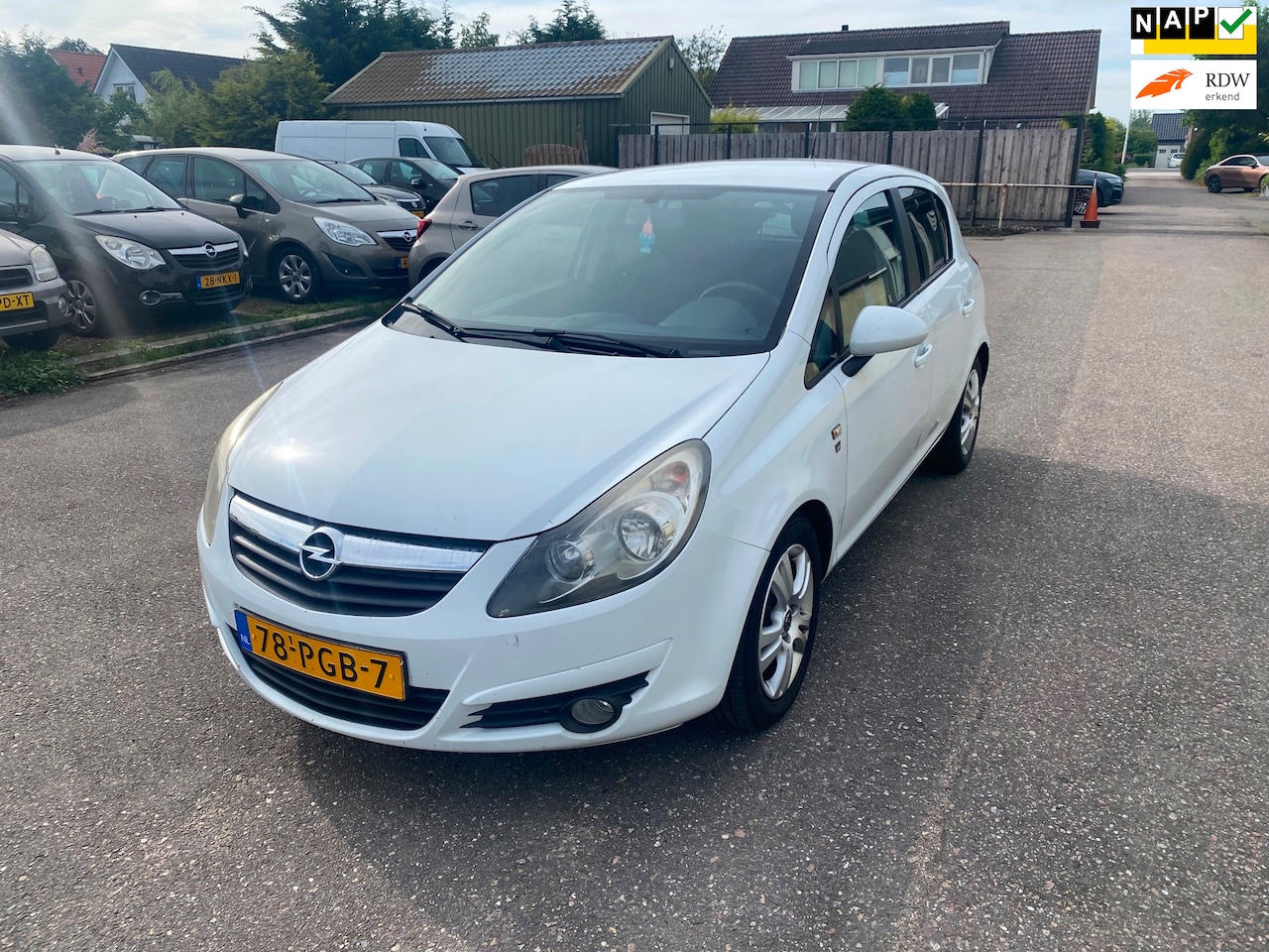 Opel Corsa - 1.3 CDTi EcoFlex S/S '111' Edition 1.3 CDTi EcoFlex S/S '111' Edition - AutoWereld.nl