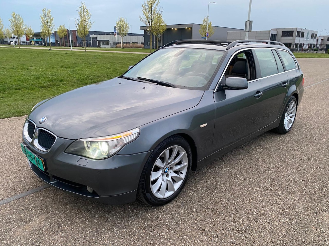 BMW 5-serie Touring - 525i 525i - AutoWereld.nl