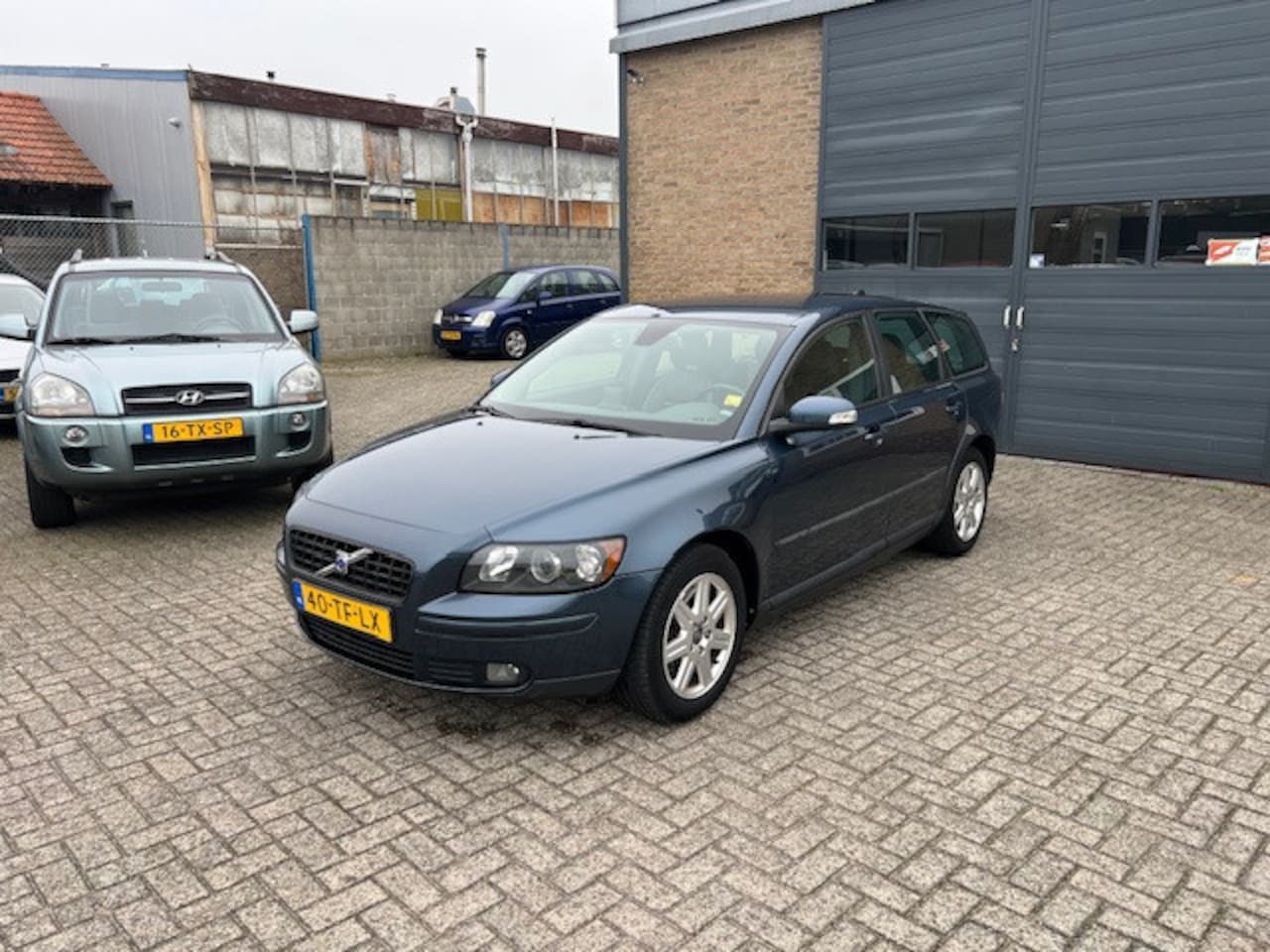 Volvo V50 - 2.4 D5 Edition-1//Nieuwe Apk - AutoWereld.nl