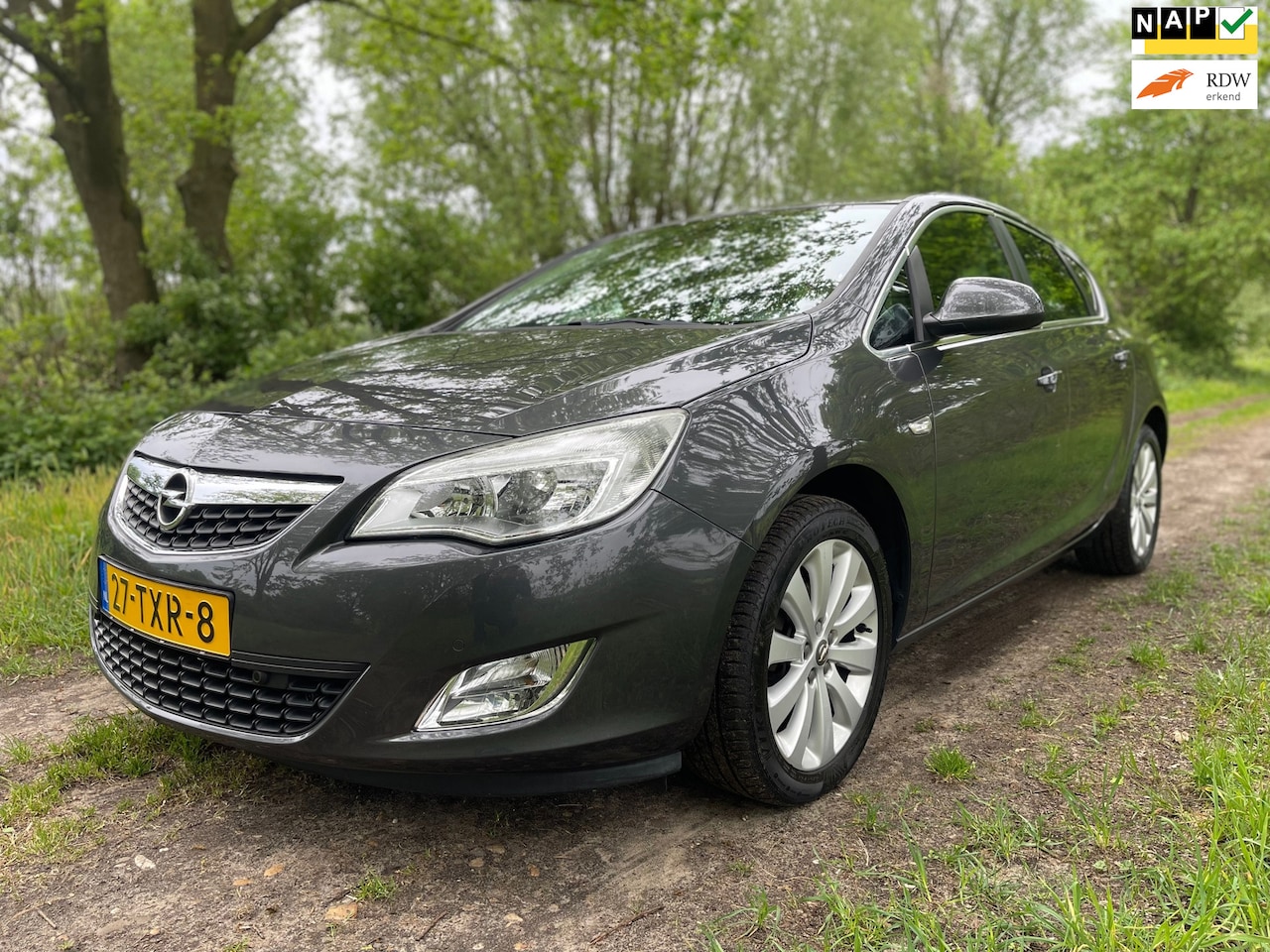 Opel Astra - 1.4 Turbo Cosmo Leer/Navi/P.sensor/Clima/Cruise/APK! - AutoWereld.nl