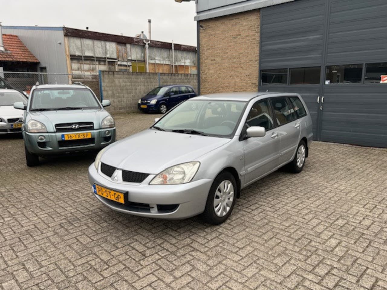 Mitsubishi Lancer Station Wagon - 1.6 Inform//Top onderhouden - AutoWereld.nl