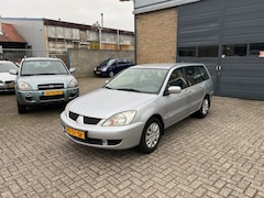 Mitsubishi Lancer Station Wagon - 1.6 Inform//Top onderhouden