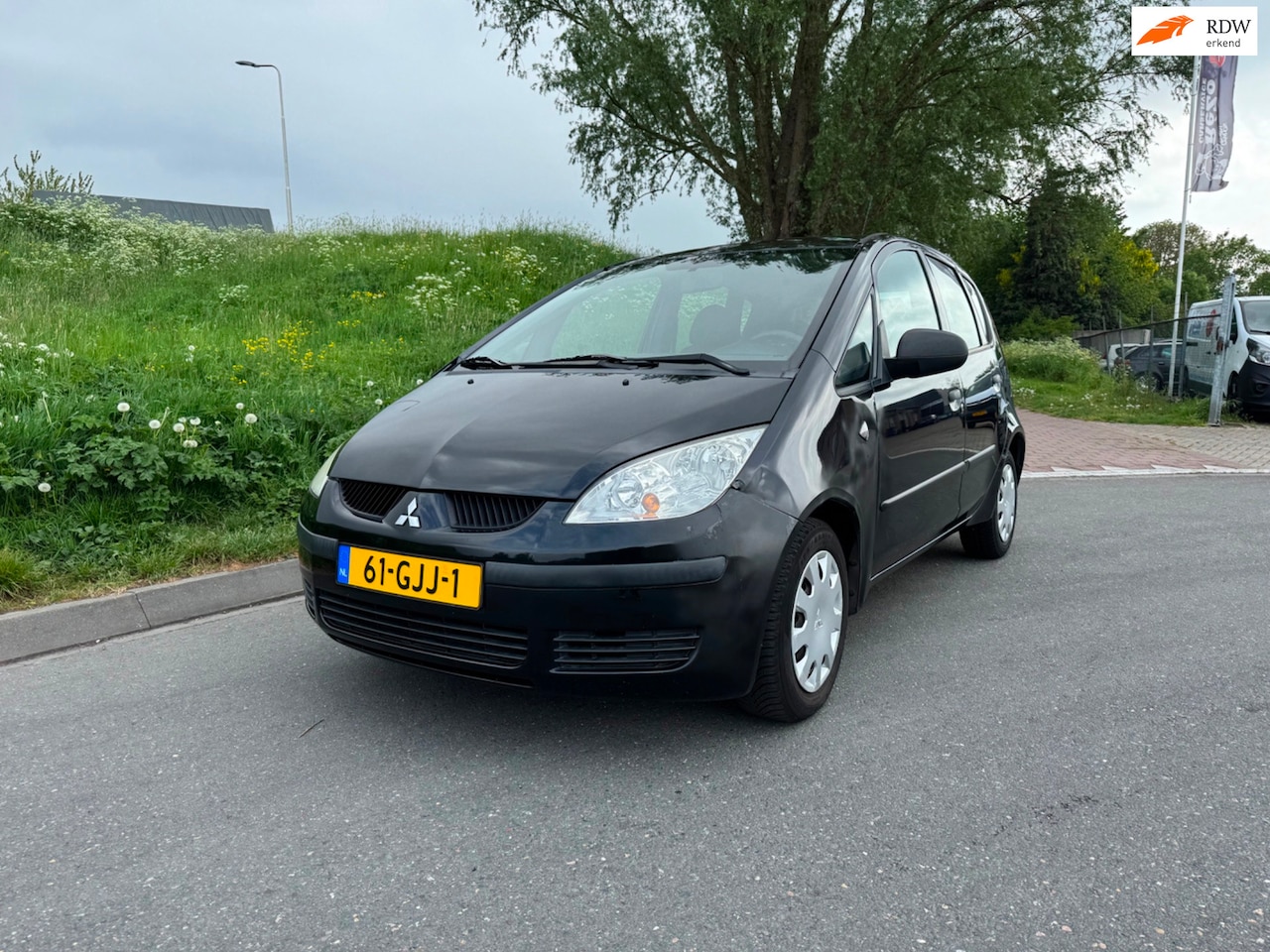 Mitsubishi Colt - 1.1 Incharge - AutoWereld.nl