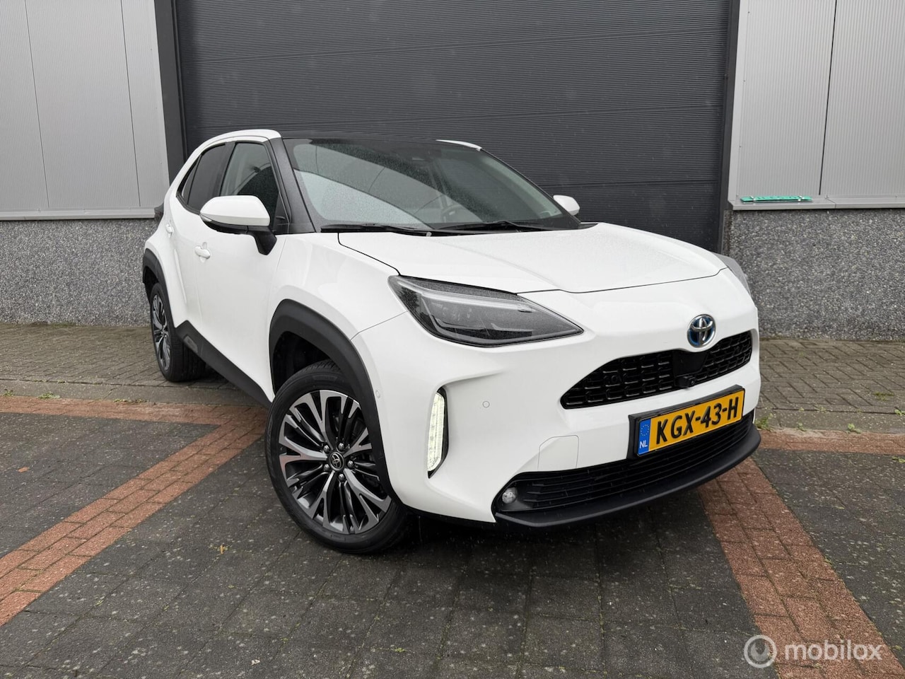 Toyota Yaris Cross - 1.5 Hybrid Executive HUD Panoramadak - AutoWereld.nl
