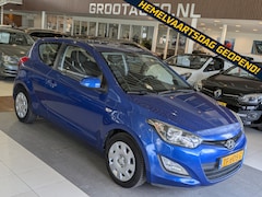Hyundai i20 - 1.2i Business Edition Airco, Stuurbekrachtiging