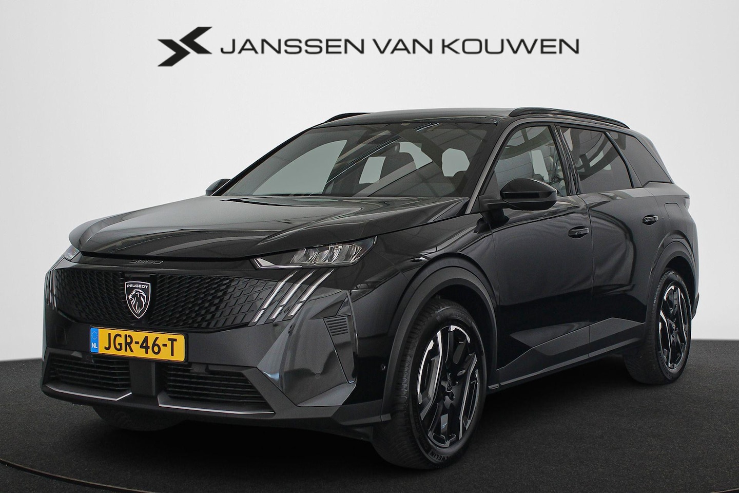 Peugeot e-5008 - Allure Avantage 73 kWh 7p. Seat Pack Trekhaak Keyless 19" - AutoWereld.nl