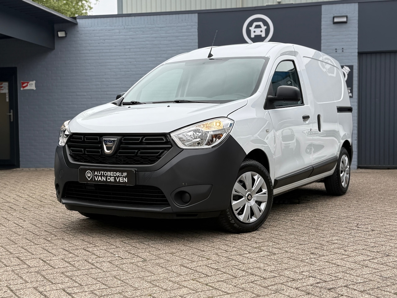 Dacia Dokker - 1.3 TCe | Airco | 40DKM | BPM en BTW Vrij! - AutoWereld.nl