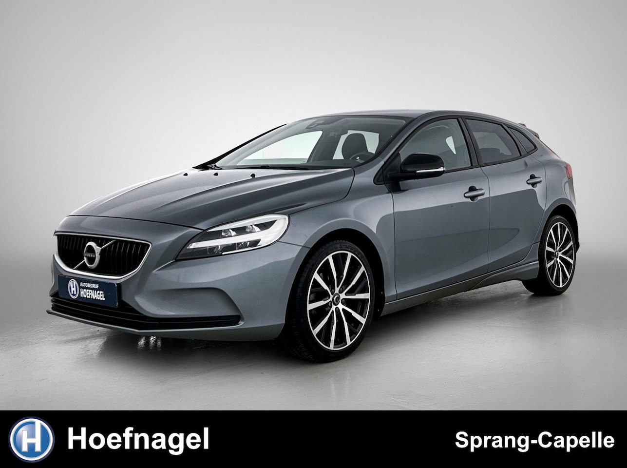 Volvo V40 - 2.0 T2 Momentum | Navigatie | Cruise Control | - AutoWereld.nl