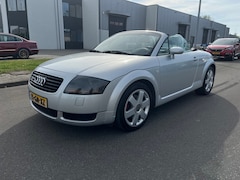 Audi TT Roadster - 1.8 5V Turbo quattro BJ 2001 Cabrio APK Gekeurd Boekjes Aanwezig