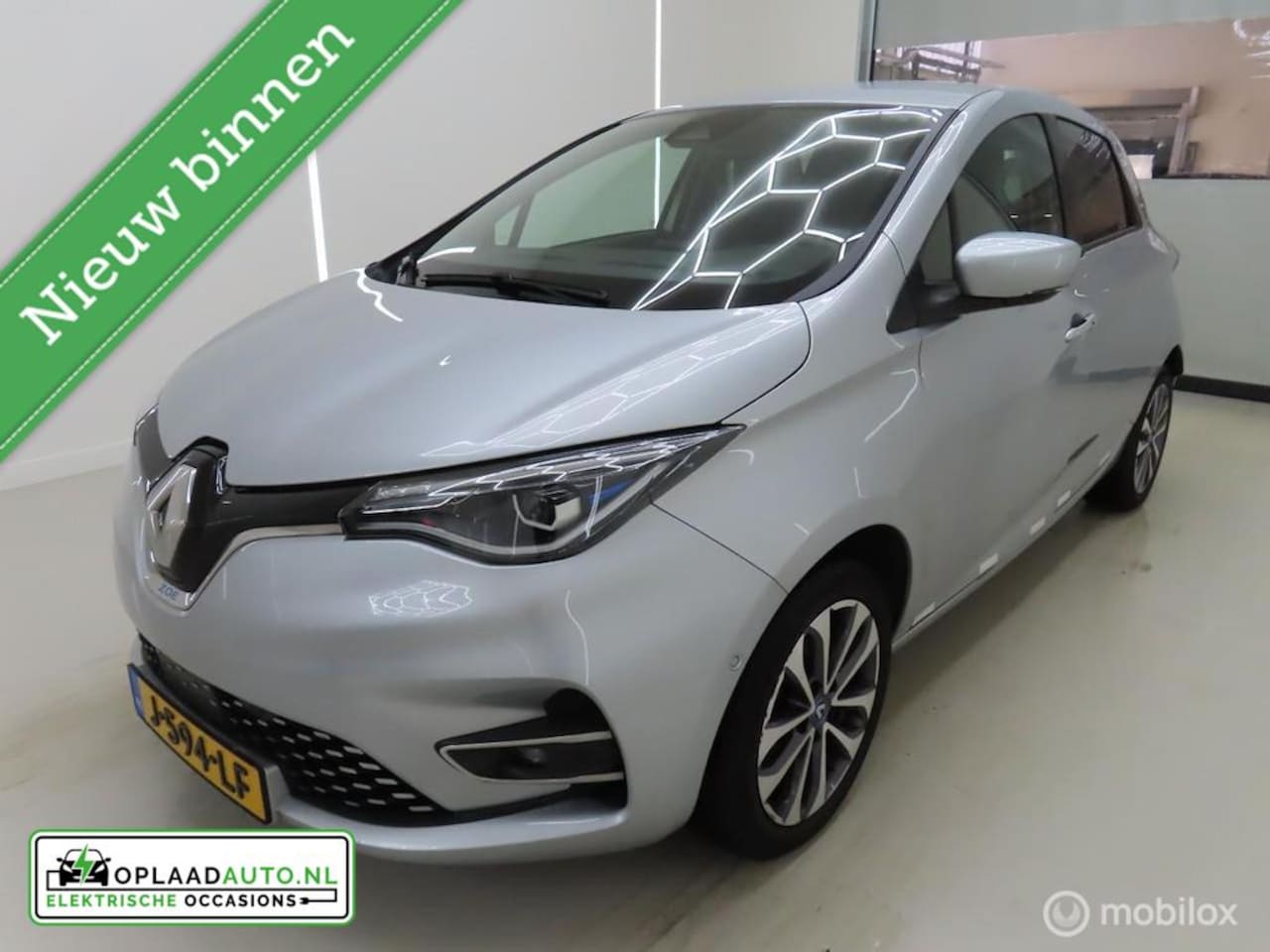 Renault Zoe - R135 Intens 52 kWh | Koop accu | CCS - AutoWereld.nl