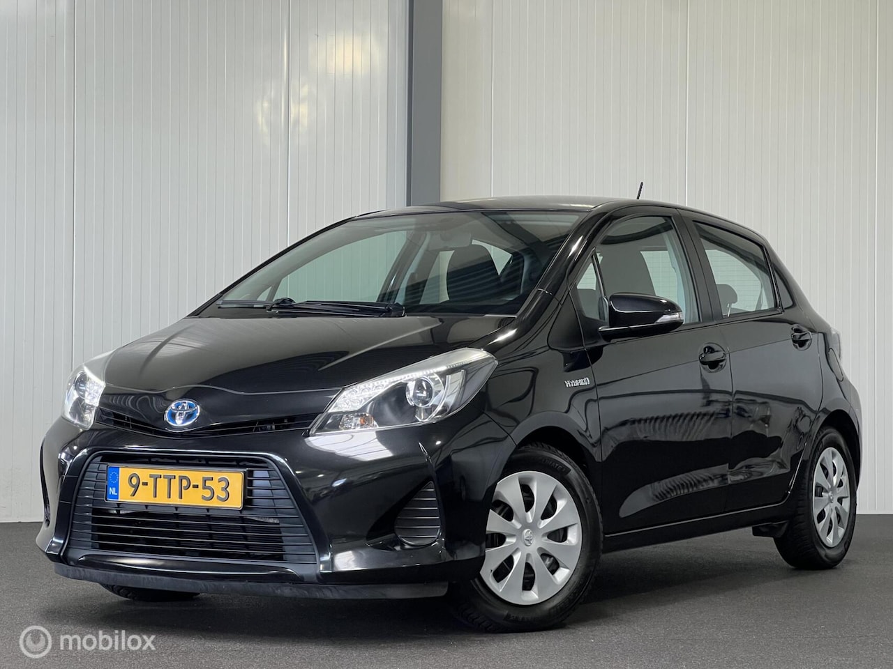 Toyota Yaris - 1.5 Full Hybrid Aspiration [ NAP camera navi LED ] - AutoWereld.nl