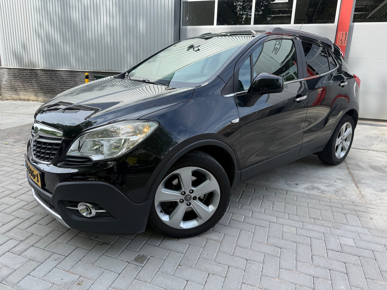 Opel Mokka - 1.6 Cosmo NAVI AIRCO - AutoWereld.nl