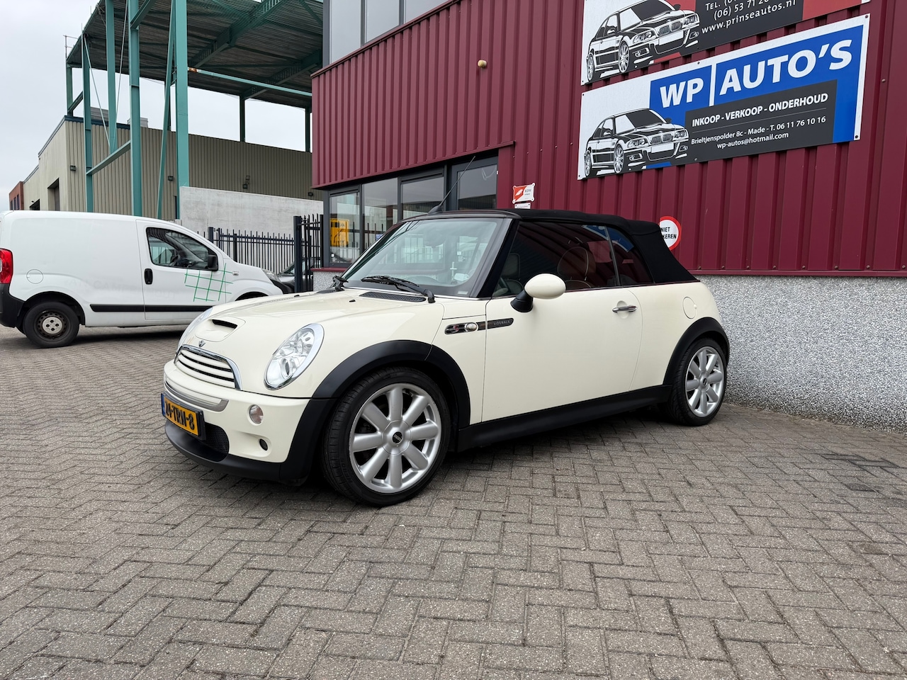 MINI Cabrio - 1.6 Cooper S Sidewalk|NIEUWE APK|LIEFHEBBERS AUTO| - AutoWereld.nl