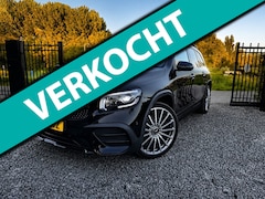 Mercedes-Benz GLB - 200 AMG / Panorama dak / NL Nap/ Memory stoelen / Camera / Vol