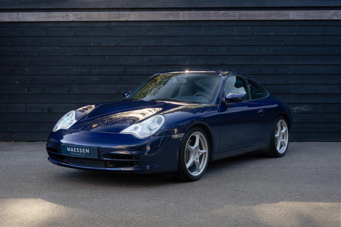 Porsche 911 - 3.6 Coupé Carrera Eerste lak, Handgeschakeld, 3.6 Facelift, Sportonderstel, Volledige hist - AutoWereld.nl