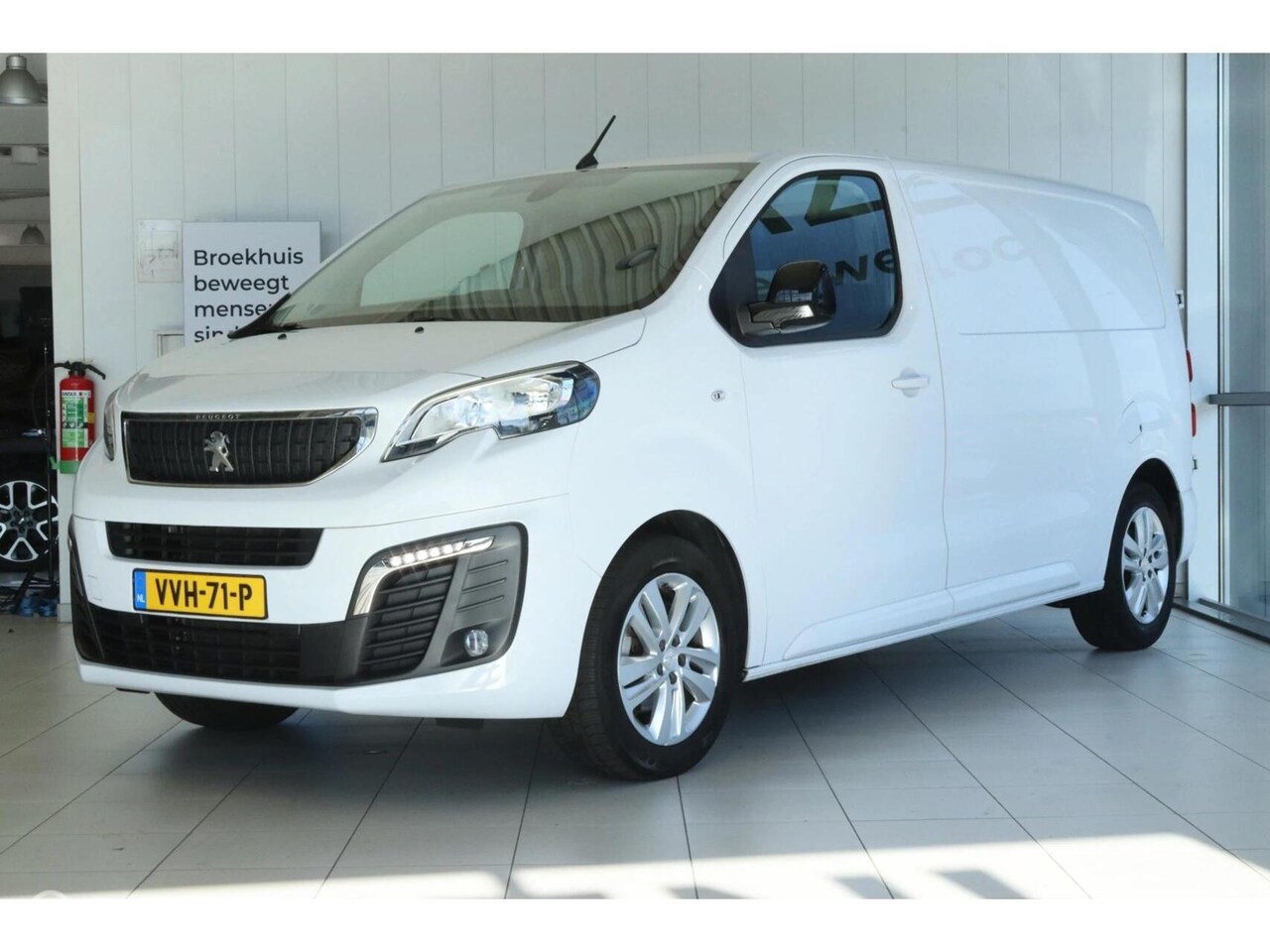 Peugeot Expert - Bestel 2.0 BlueHDI 145 Standard Asphalt - AutoWereld.nl
