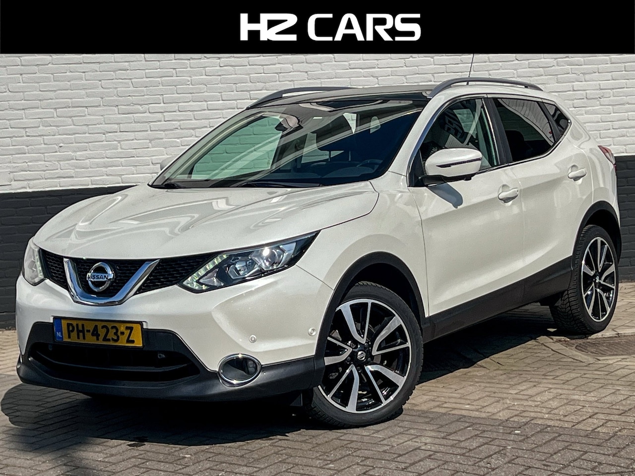 Nissan Qashqai - 1.2 Tekna+/Pano/360Camera/Keyless/Leder/Dodehoek/Navi/Clima/Cruise/Stoelverwarming - AutoWereld.nl