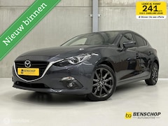Mazda 3 - 3 2.0 GT-M Line Alcantara Navi Camera PDC 18 inch Stoelverwarming