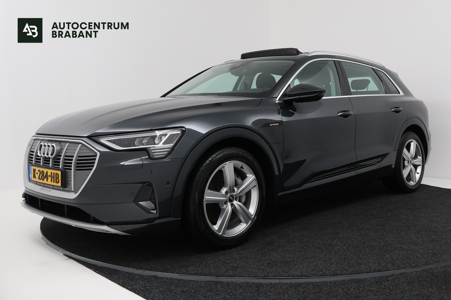 Audi e-tron - 50 quattro Business edition Plus 71 kWh (PANORAMADAK, STOELVERWARMING, CAMERA, ELEKTR STOE - AutoWereld.nl