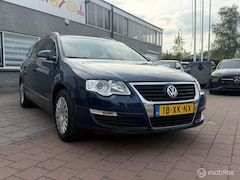 Volkswagen Passat Variant - 1.6 FSI Comfortline Business