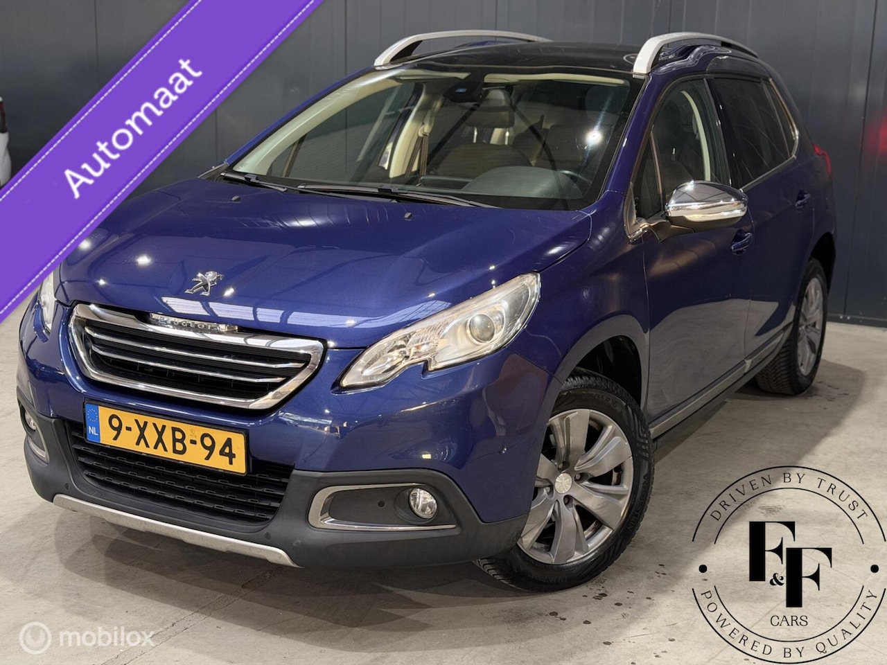 Peugeot 2008 - 1.2 PureTech Automaat|Panodak|Navi|Cruise|Goed onderhouden - AutoWereld.nl