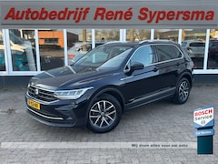 Volkswagen Tiguan - 1.5 TSI Life Business | Parkeer Camera | Stuur Verwarming | Adaptive Cruise