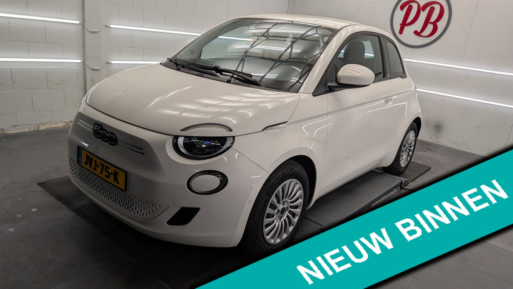 Fiat 500e - 3+1 La Prima 42 kWh | 2024 | 750km | JBL | Camera - AutoWereld.nl