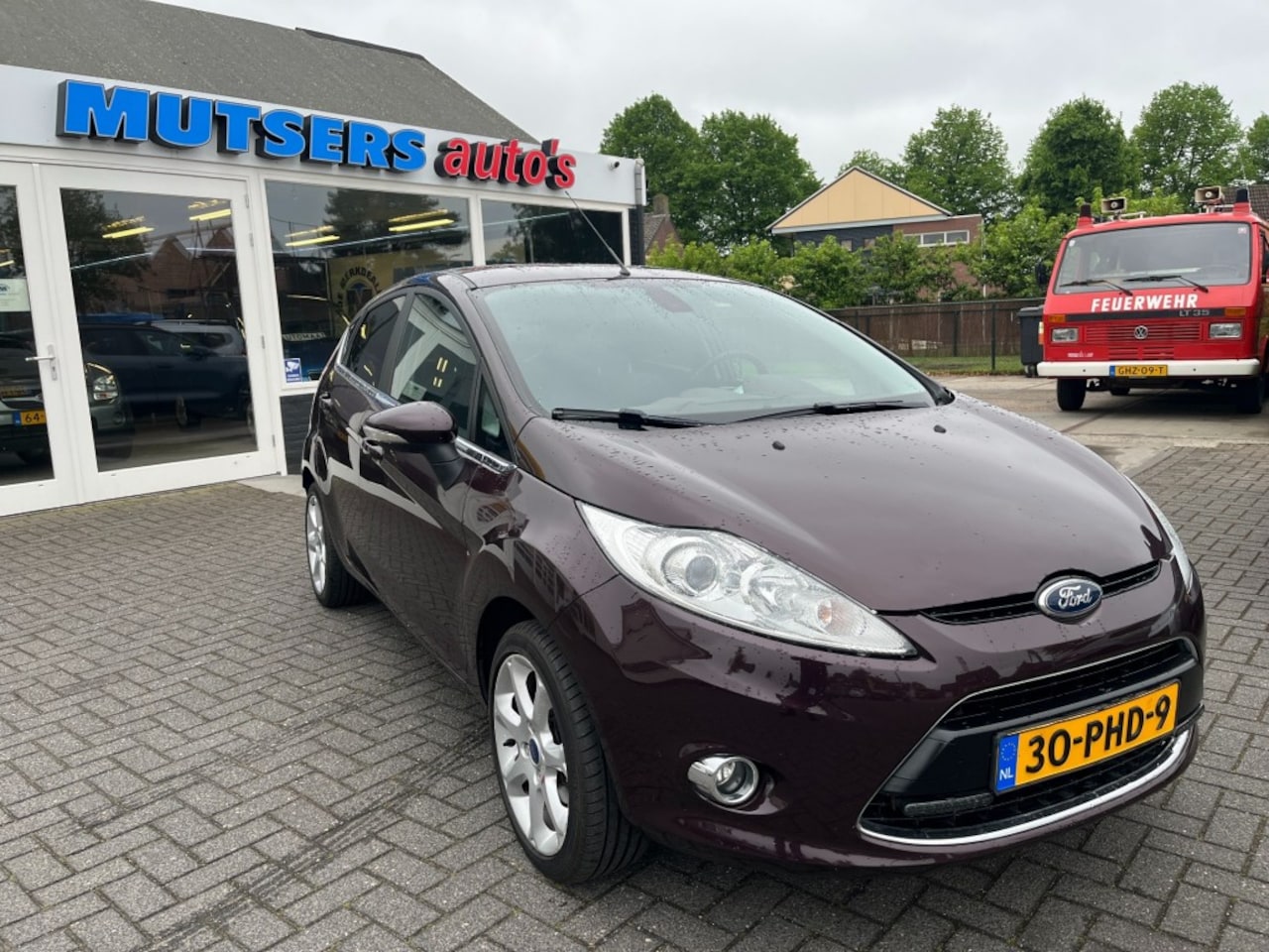 Ford Fiesta - 1.4 Titanium 1.4 Titanium, AUTOMAAT, trekhaak, perfecte staat! - AutoWereld.nl