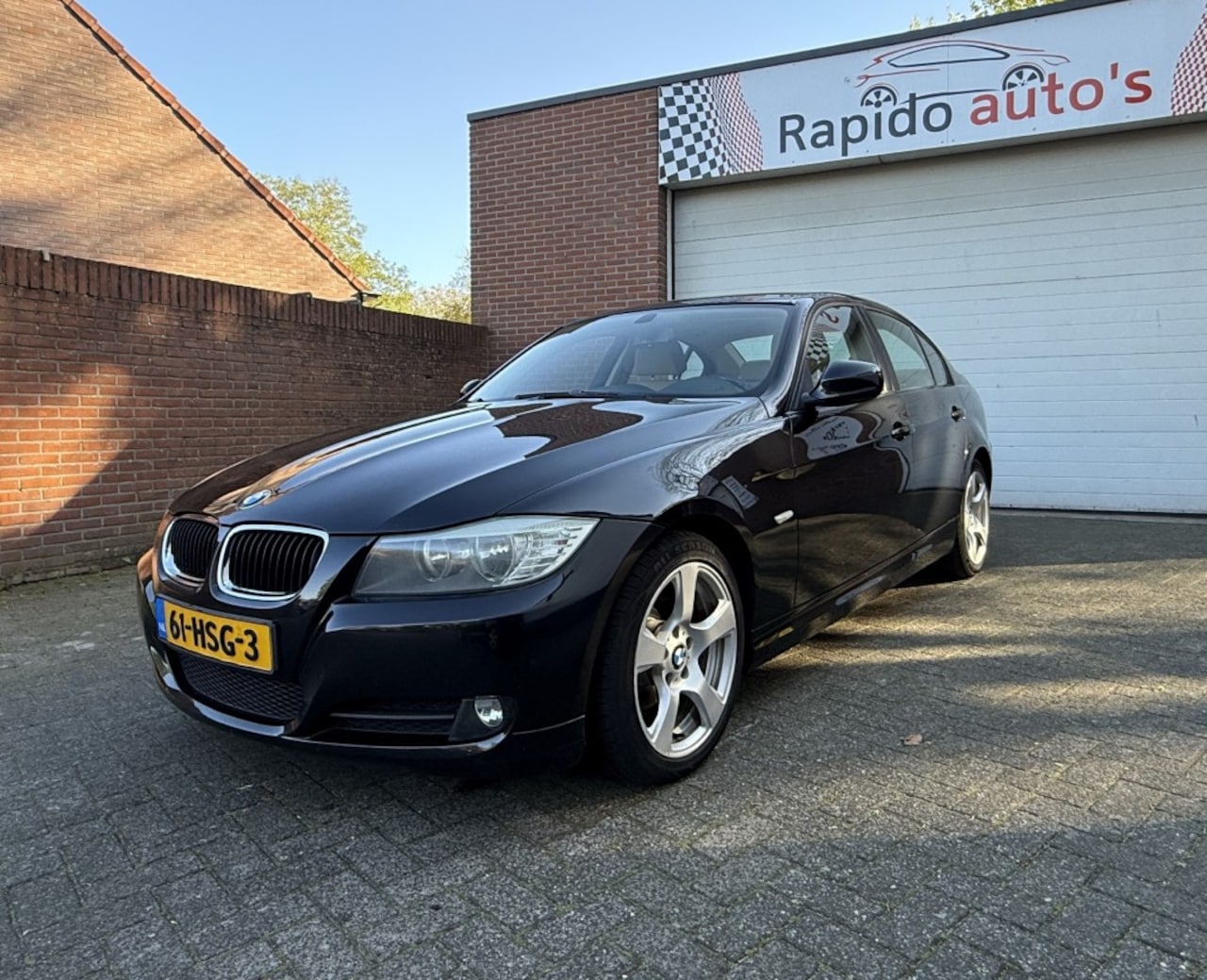 BMW 3-serie - 318I 2.0 L BUSINESS LINE Leder Bekleding  Navi - AutoWereld.nl