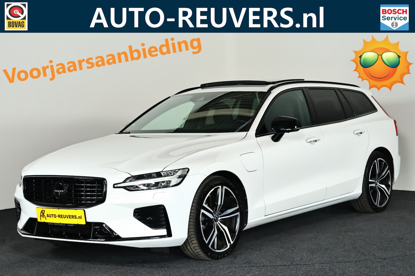 Volvo V60 - 2.0 T8 Recharge AWD R-Design / Panoramadak / Leder / Carplay / HK / Head-up / Navi - AutoWereld.nl
