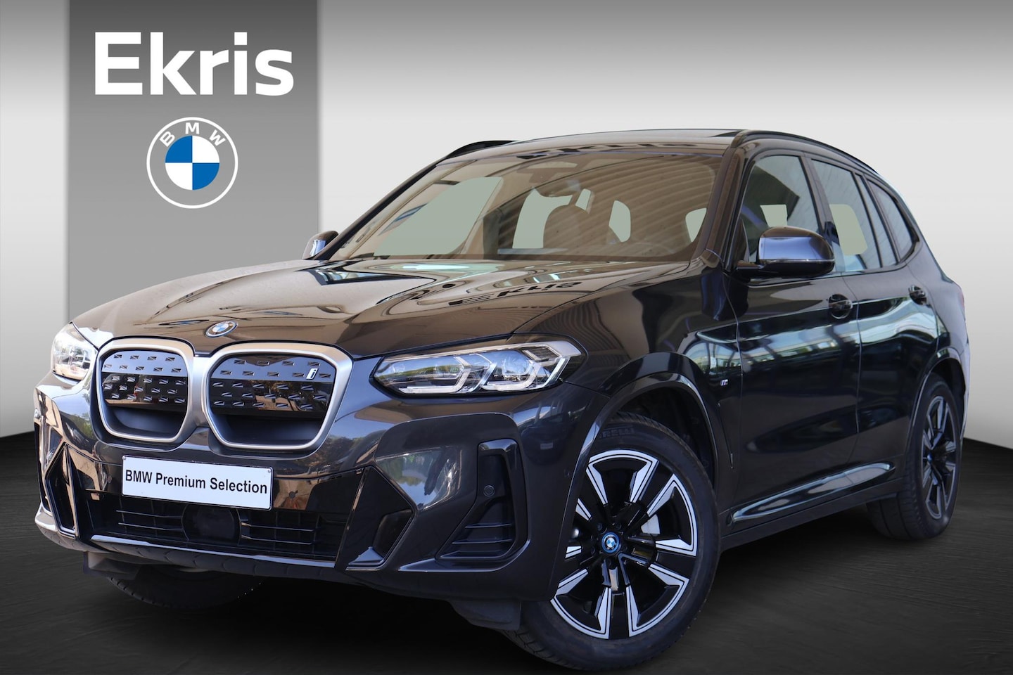 BMW iX3 - Executive 80 kWh | M Sportpakket | Stoelverwarming | Achteruitrijcamera - AutoWereld.nl